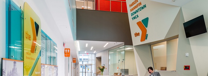 Image of reception desk at Downtown Cleveland YMCA